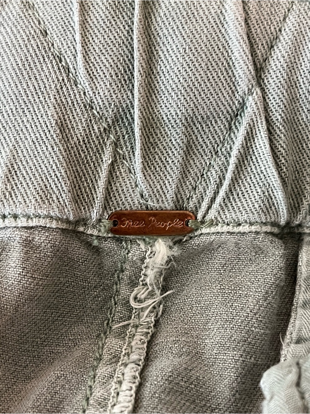 FREE PEOPLE “Big Sky” parachute cargo pants; sz LARGE;SLOUCHY, army GREEN, read! - Picture 6 of 8